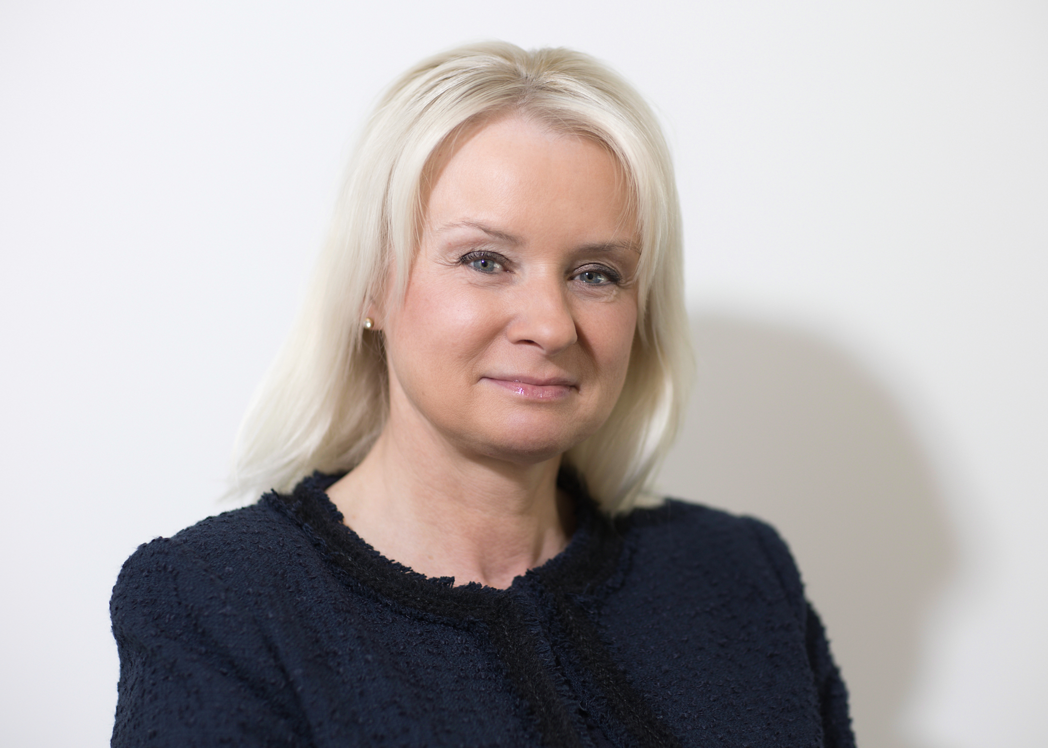 Lynn Gracie, Private Client International Tax Director, Professional headshot