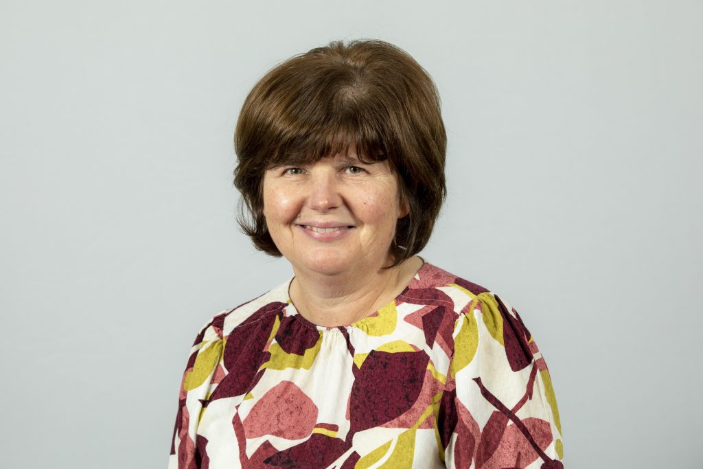 An image of Rosemary Loughran smiling at the camera.